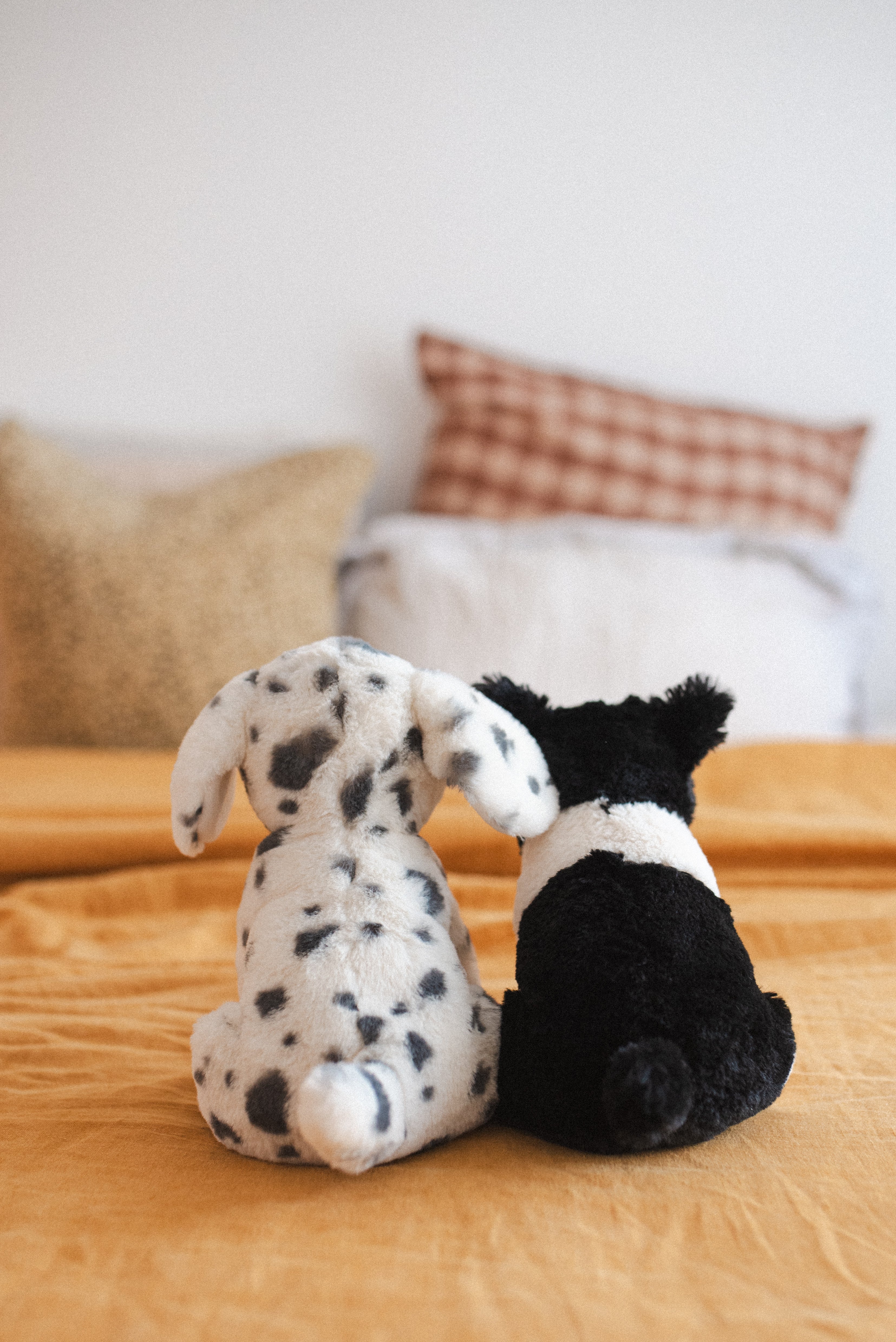 Bruce & Debbie the Dogs Set - Nana Huchy