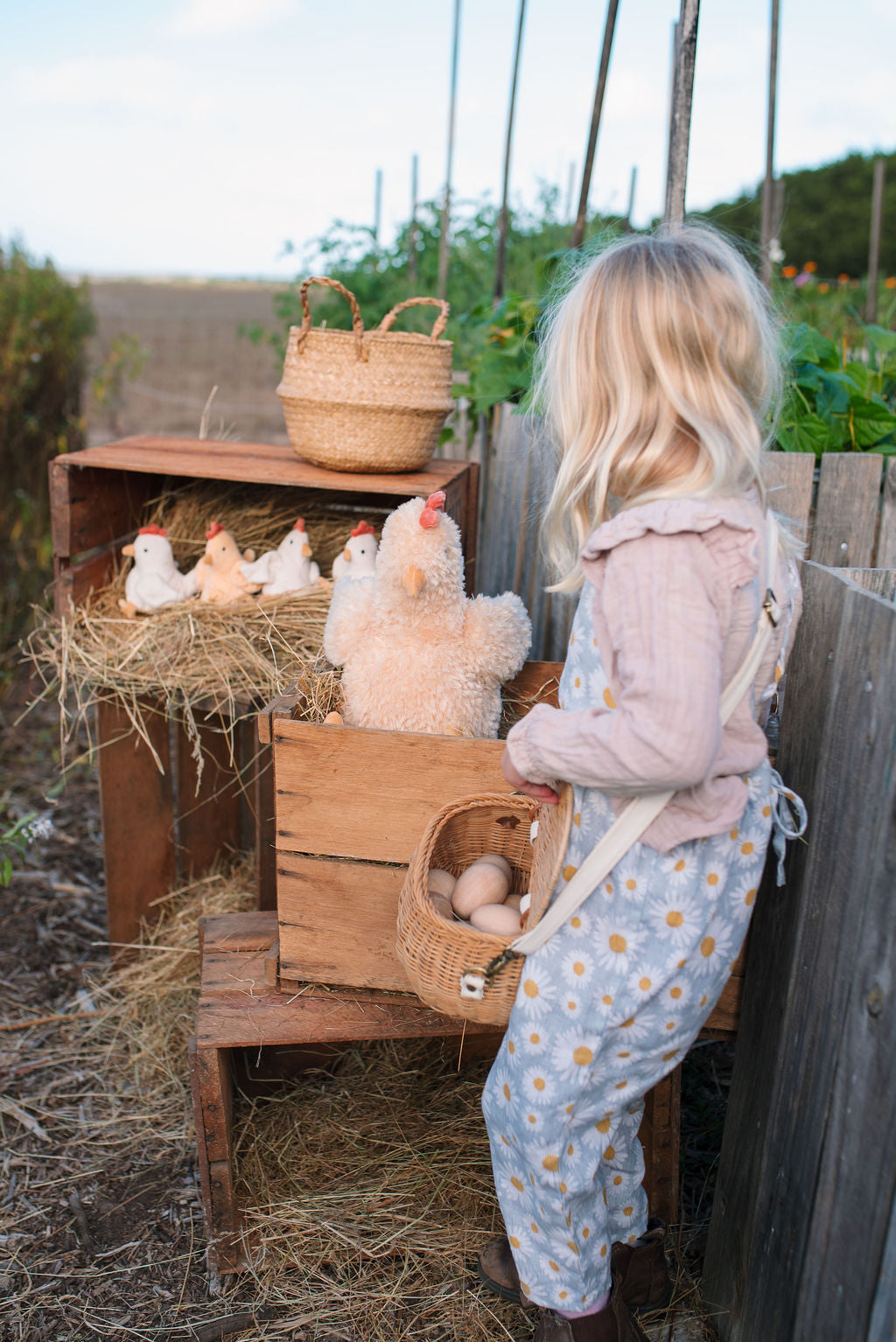 Harriet the Hen Rattle - Honey - NanaHuchy