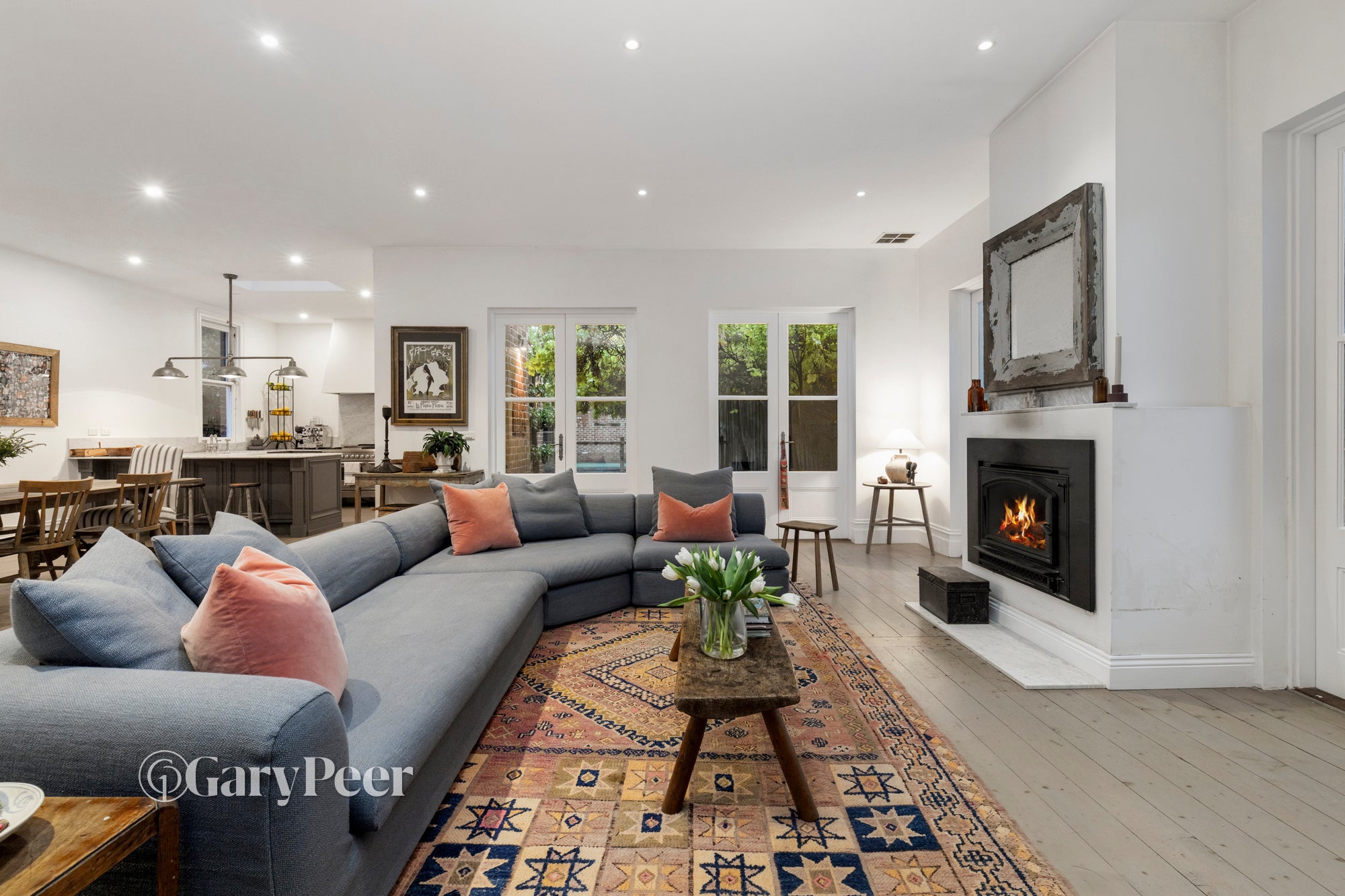 Where Nana Huchy Grew Up