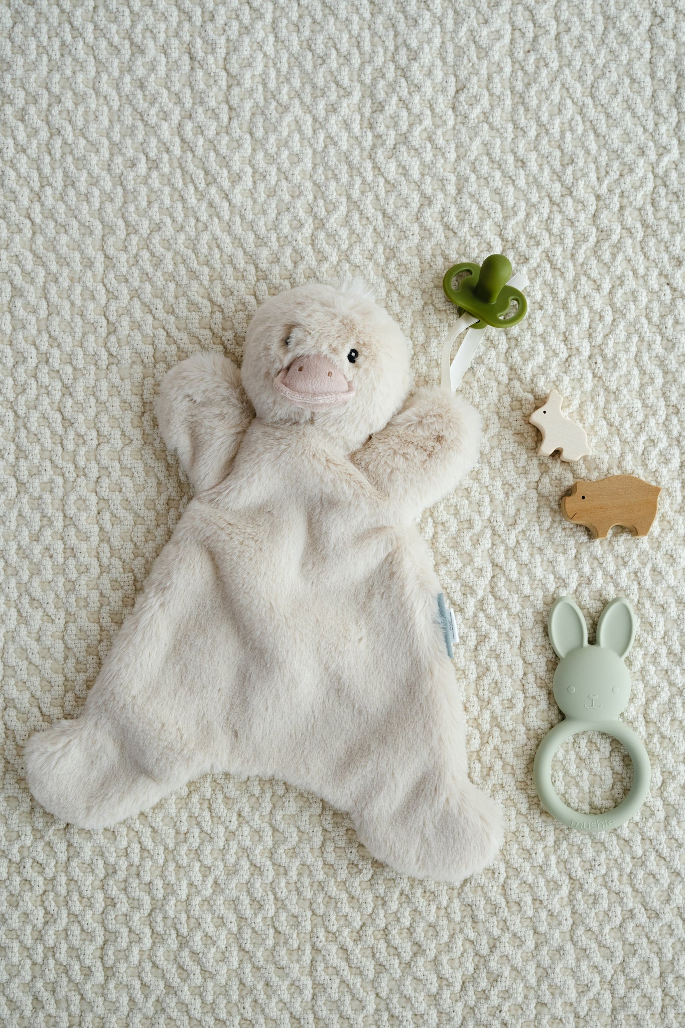 A Grow Set of Ducks - Nana Huchy