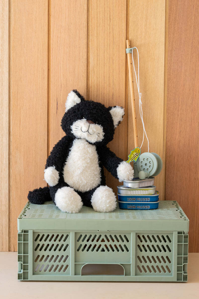 Checkers the Cat - Black - NanaHuchy