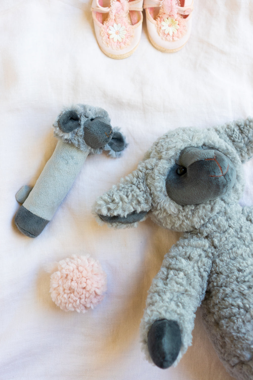 Sammy Sheep Rattle - Nana Huchy