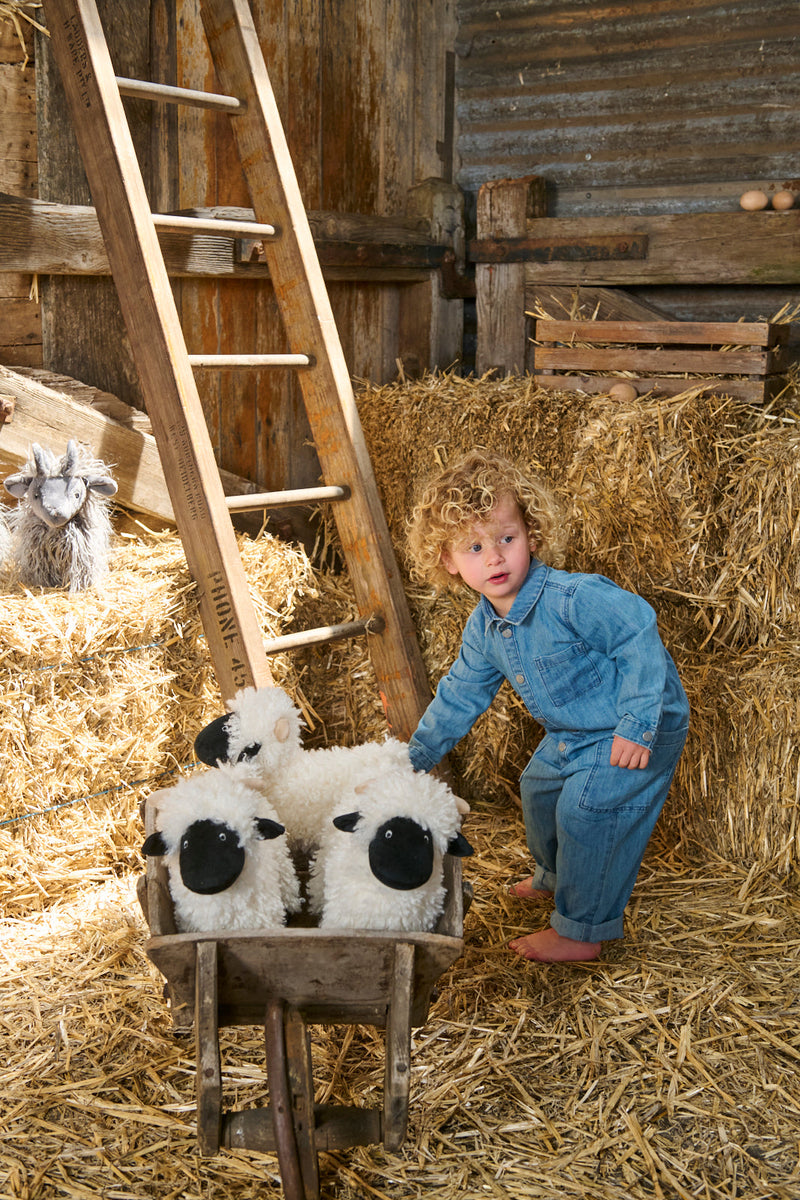 Valentina the Valais Sheep - NanaHuchy